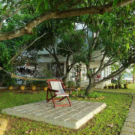 Orchid Lake View Homestay Alappuzha Exterior photo